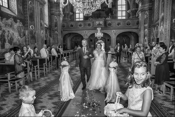 Black and white images og weddings
